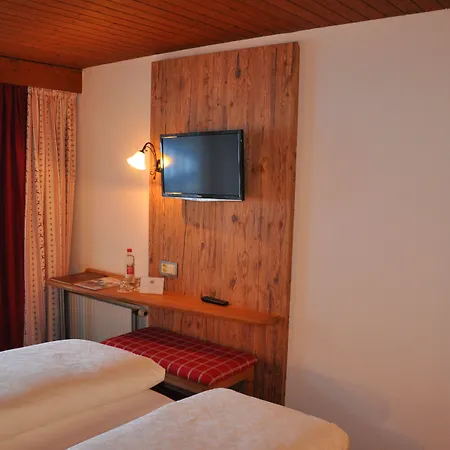 Hotel Gletschergarten 3*