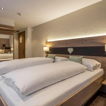 Gletschergarten Otel 3*