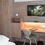 グレッチャーガルテン ホテル 3*