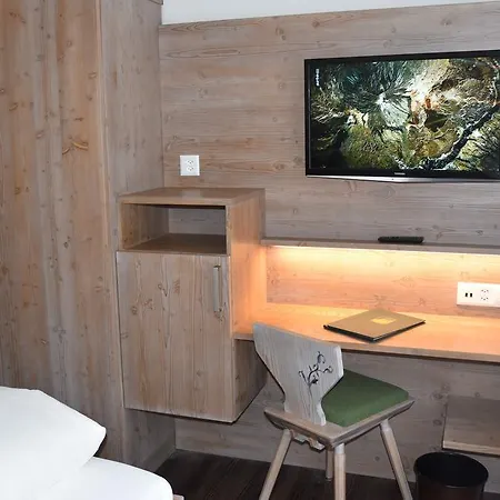 Gletschergarten Otel 3*